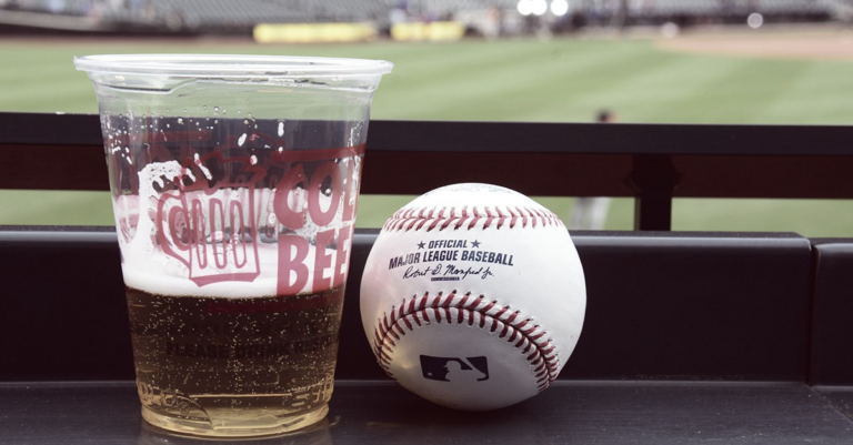 La venta de cerveza es un ingreso importante para la MLB