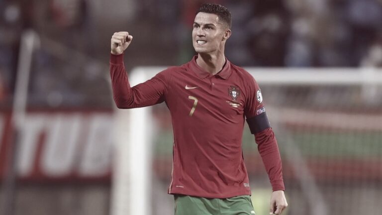 Cristiano Ronaldo podría ganar 200 millones de euros por temporada