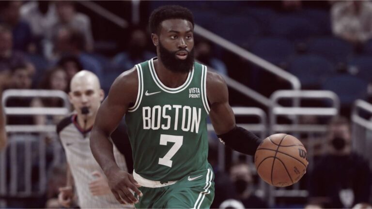 Jaylen Brown rompe récord por su contrato con los Boston Celtics